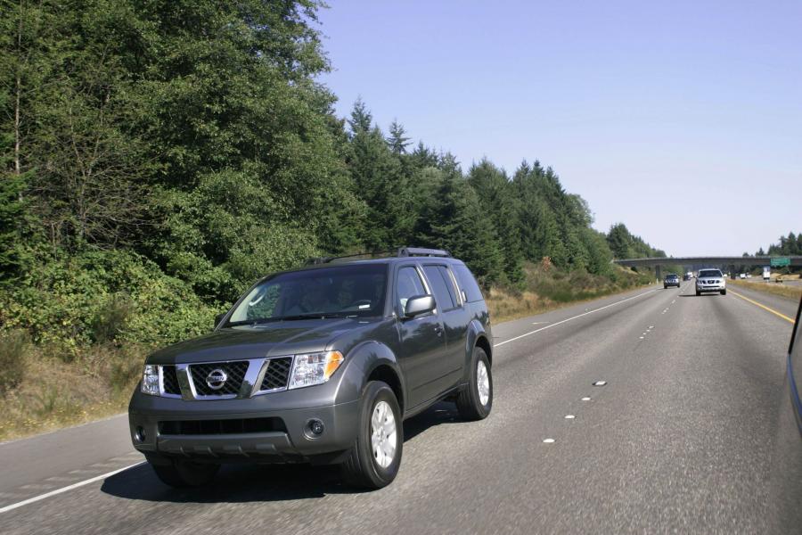  Nissan Pathfinder 2009 года  (фото 43 из 110)
